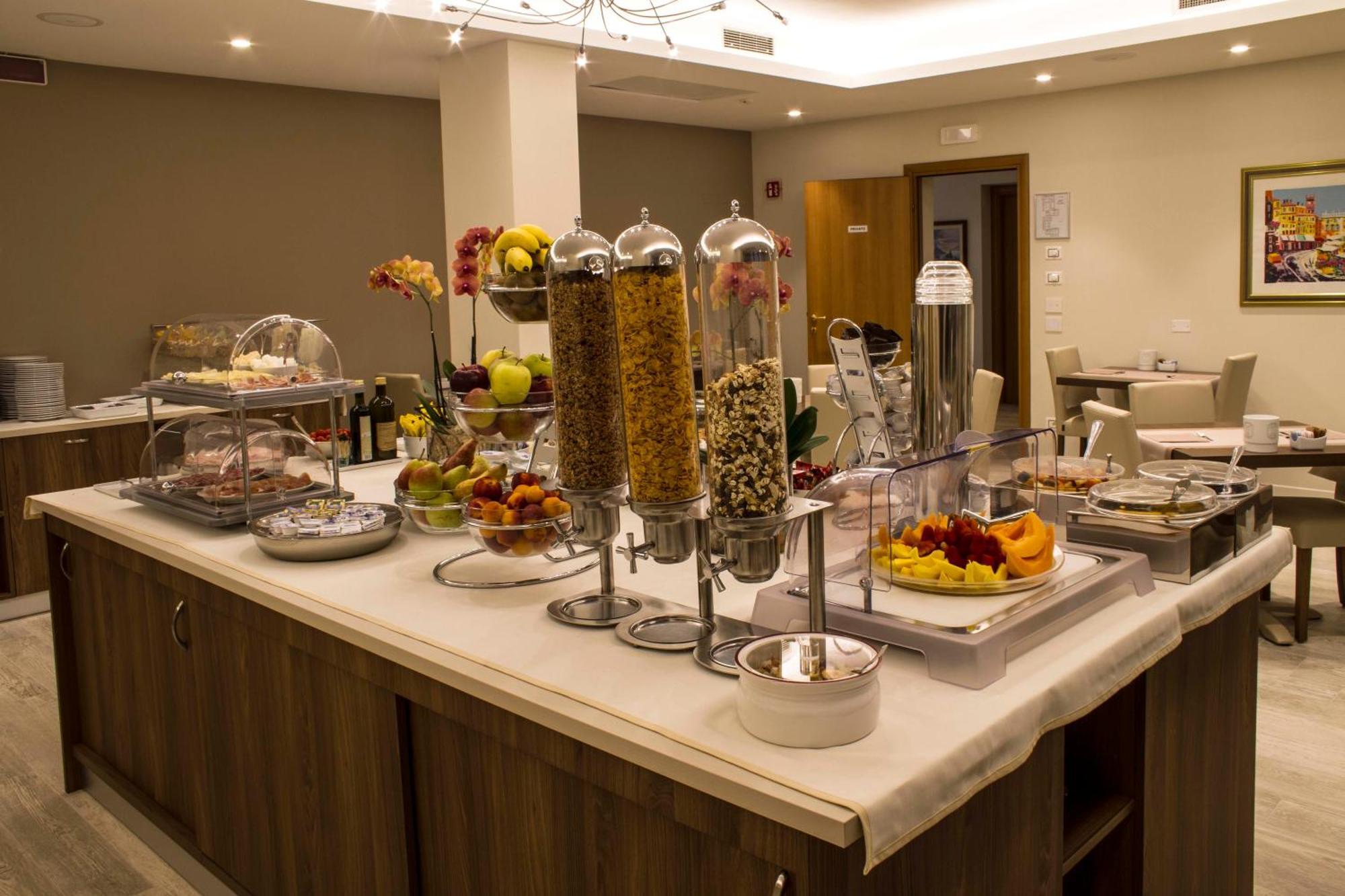 Hotel Relais Agli Olivi Lazise Buitenkant foto