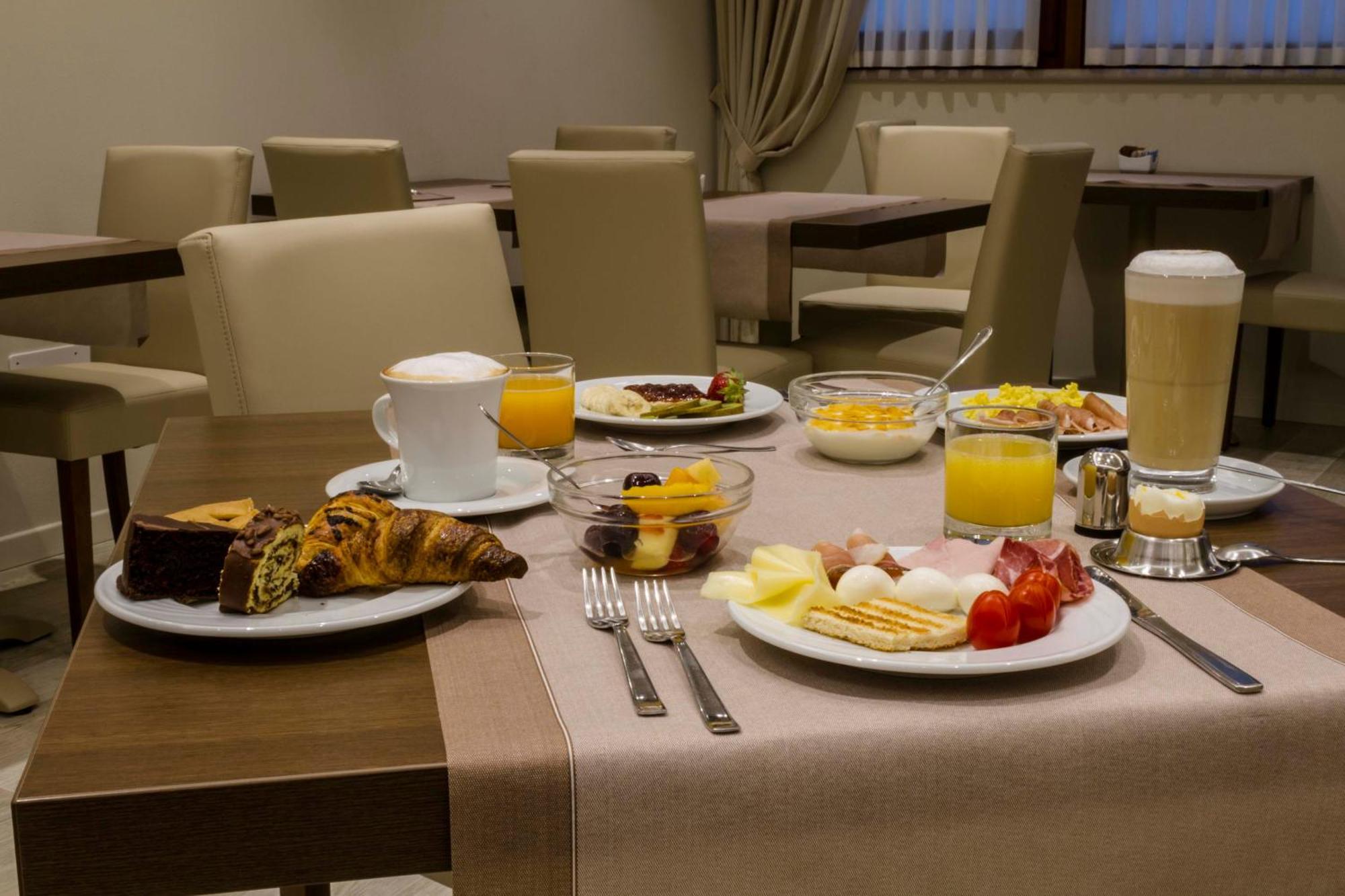 Hotel Relais Agli Olivi Lazise Buitenkant foto
