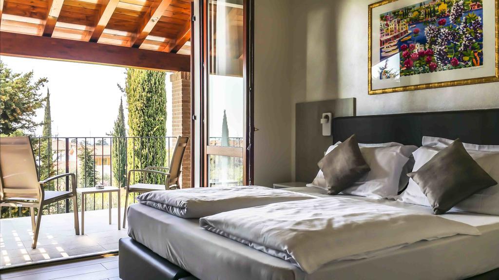 Hotel Relais Agli Olivi Lazise Buitenkant foto