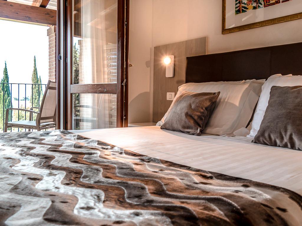 Hotel Relais Agli Olivi Lazise Buitenkant foto